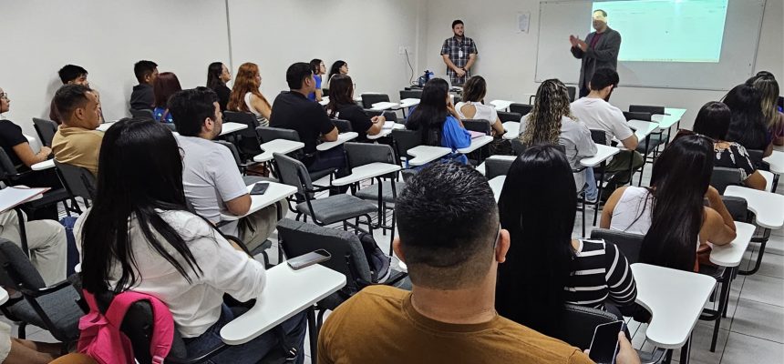 Quarenta acadêmicos do 7.º e do 8.º períodos do curso de Direito da Fametro – Unidade Parintins foram capacitados na manhã de segunda-feira (4) para atuar na condução de audiências de conciliação que serão realizadas no município ao longo da Semana de Atenção à Pessoa Idosa, iniciada nesta segunda-feira no Judiciário amazonense.